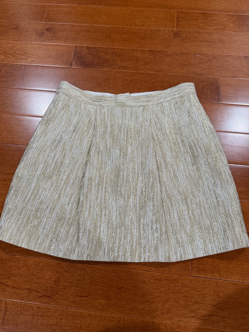 Tibi Beige Gold Metallic Striped Snap Closure Skirt w Pockets Sz. 4